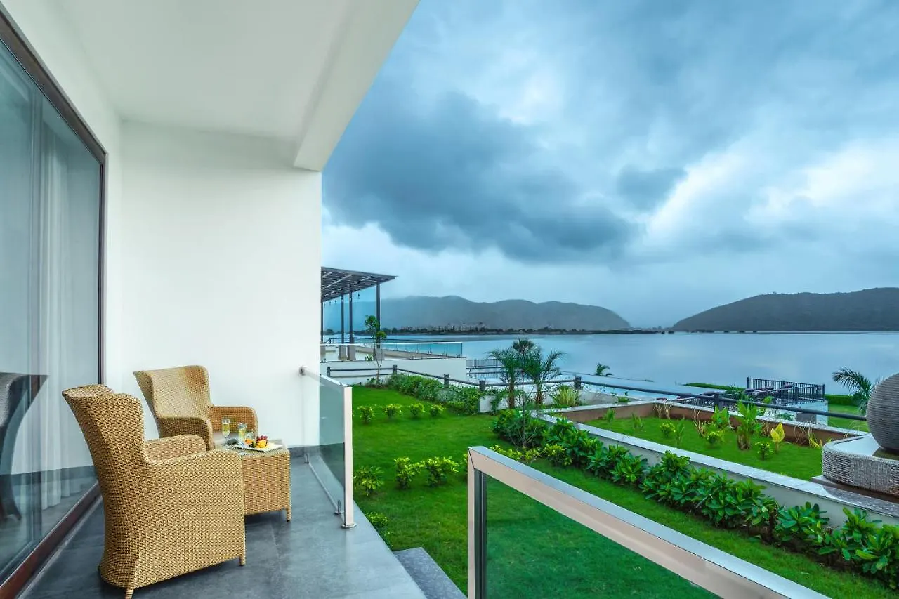 'Zana' Lakeview Resort - Most Scenic Lakeside Resort Udaipur