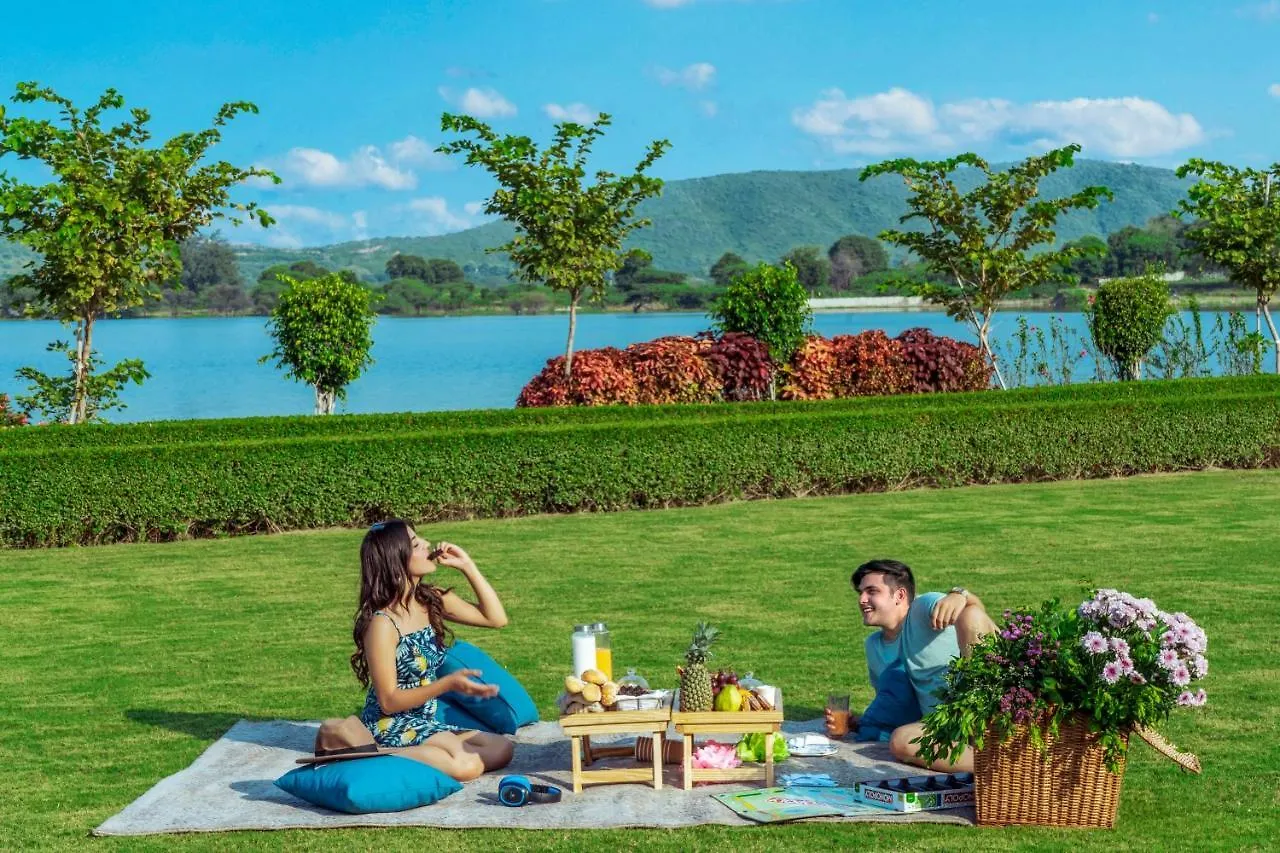 'Zana' Lakeview Resort - Most Scenic Lakeside Resort Udaipur Hotel